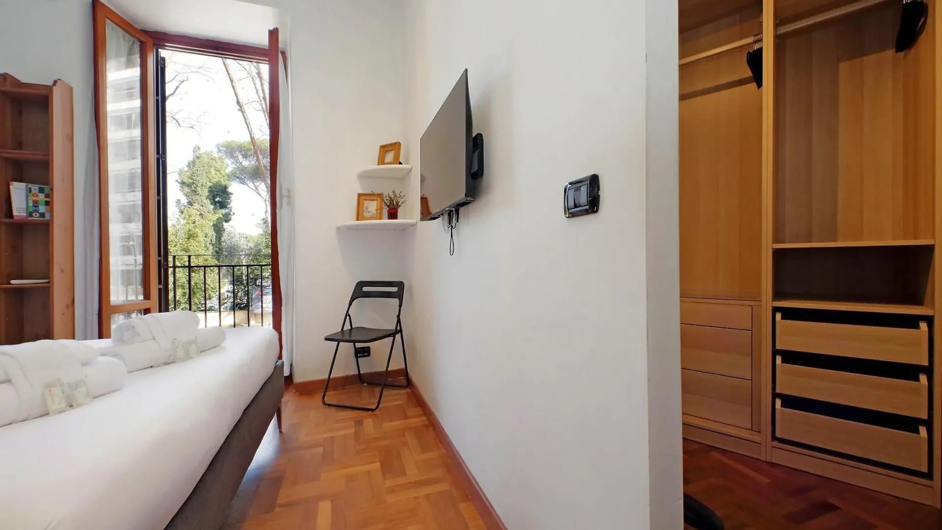 4Bnb - Donatello Apartment Rome Italy